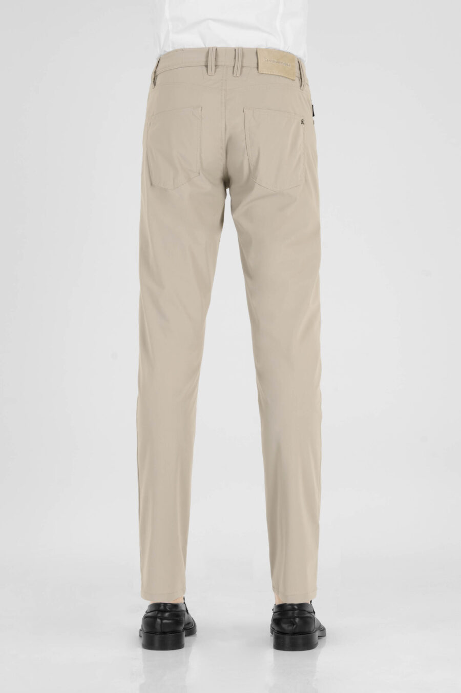 LEONARDO DYNAMIC REGULAR PANTS IN BEIGE TECHNICAL FABRIC - Image 3