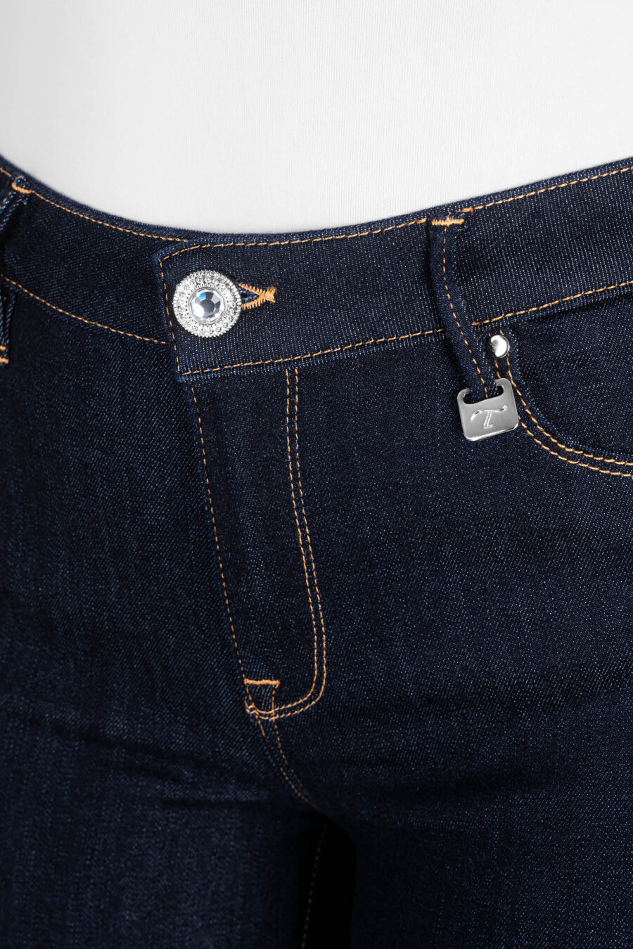 JEANS BIANCA CAPRI SKINNY IN DENIM STRETCH BLU SCURO - immagine 9