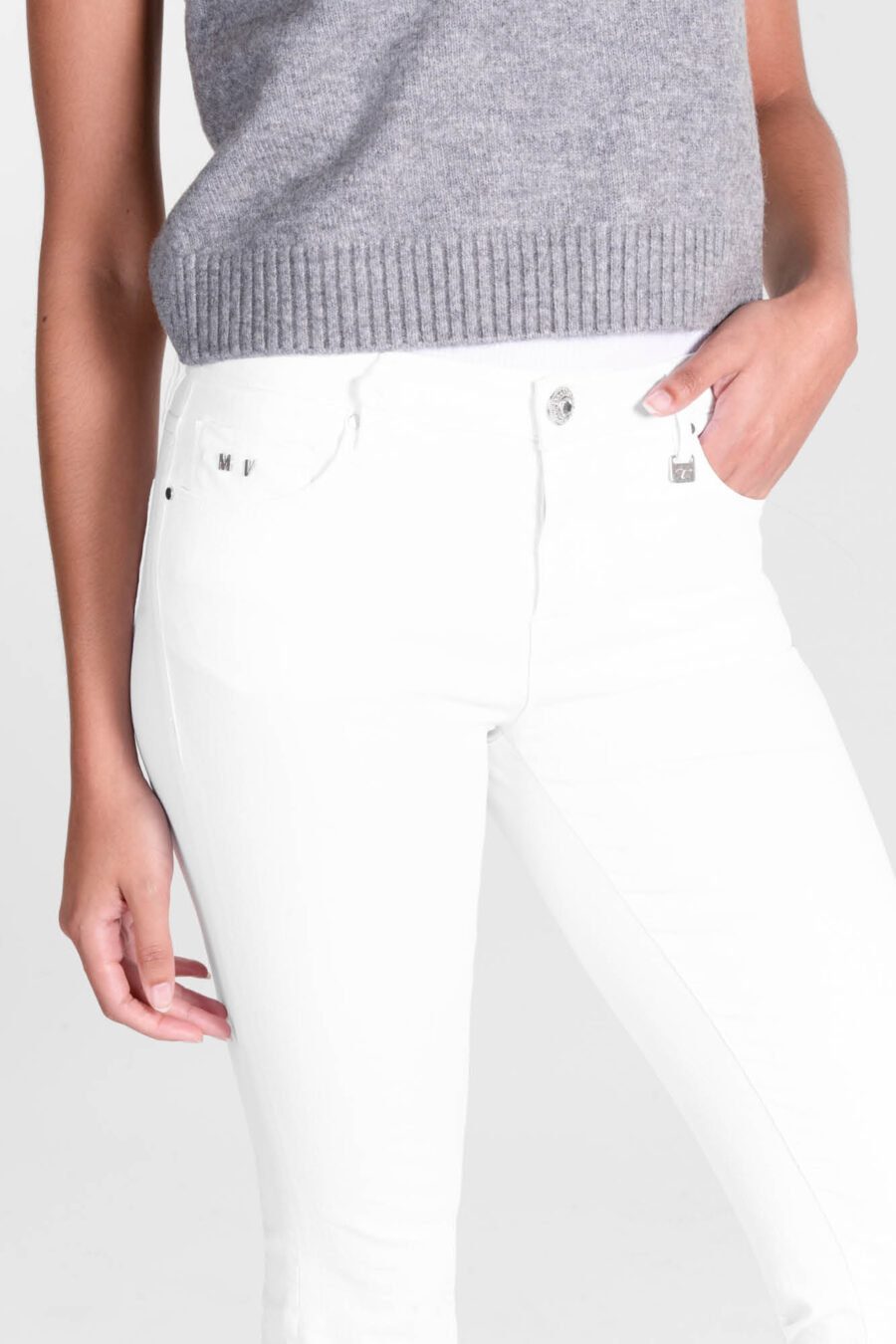 JEANS BIANCA FLARE CUT FLARE IN GABARDINA DI COTONE STRETCH BIANCO - immagine 5