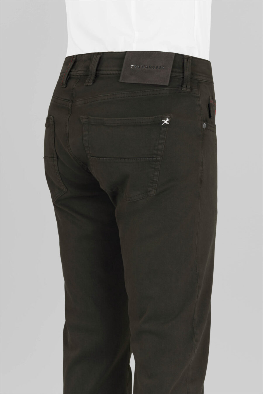 PANTALONE LEONARDO ZIP SS SLIM IN GABARDINA DI COTONE STRETCH VERDE - immagine 5