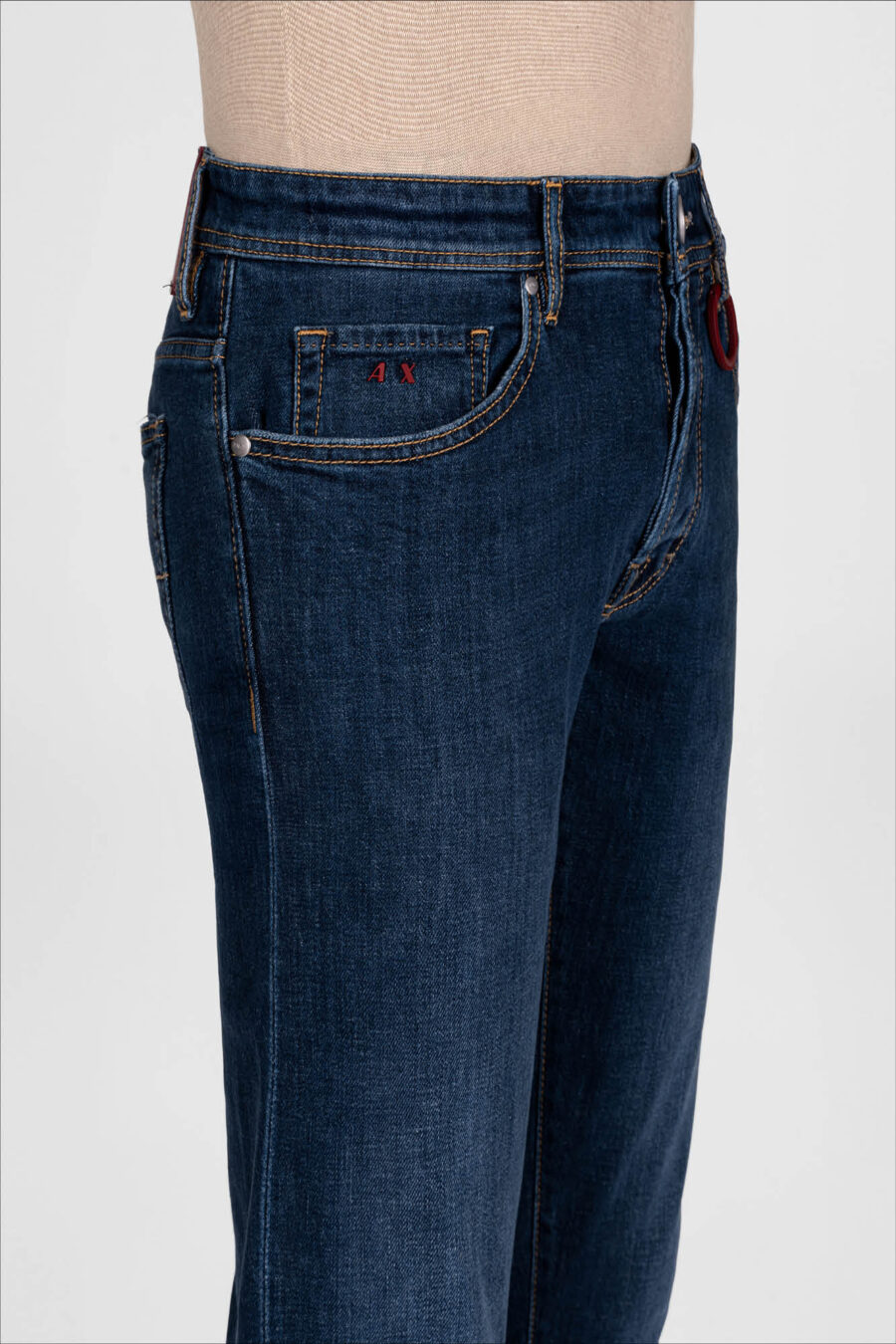 LEONARDO SLIM JEANS IN MEDIUM BLUE DENIM - immagine 5