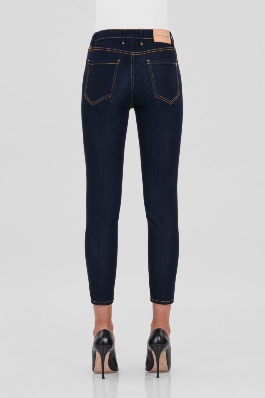 JEANS BIANCA CAPRI SKINNY IN DENIM STRETCH BLU SCURO - immagine 6