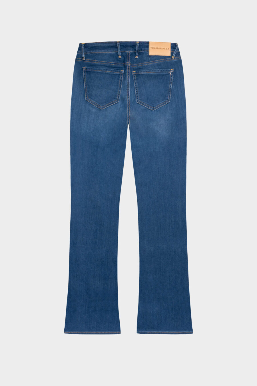 BIANCA FLARE CUT JEANS IN MEDIUM BLUE STRETCH DENIM - Image 10