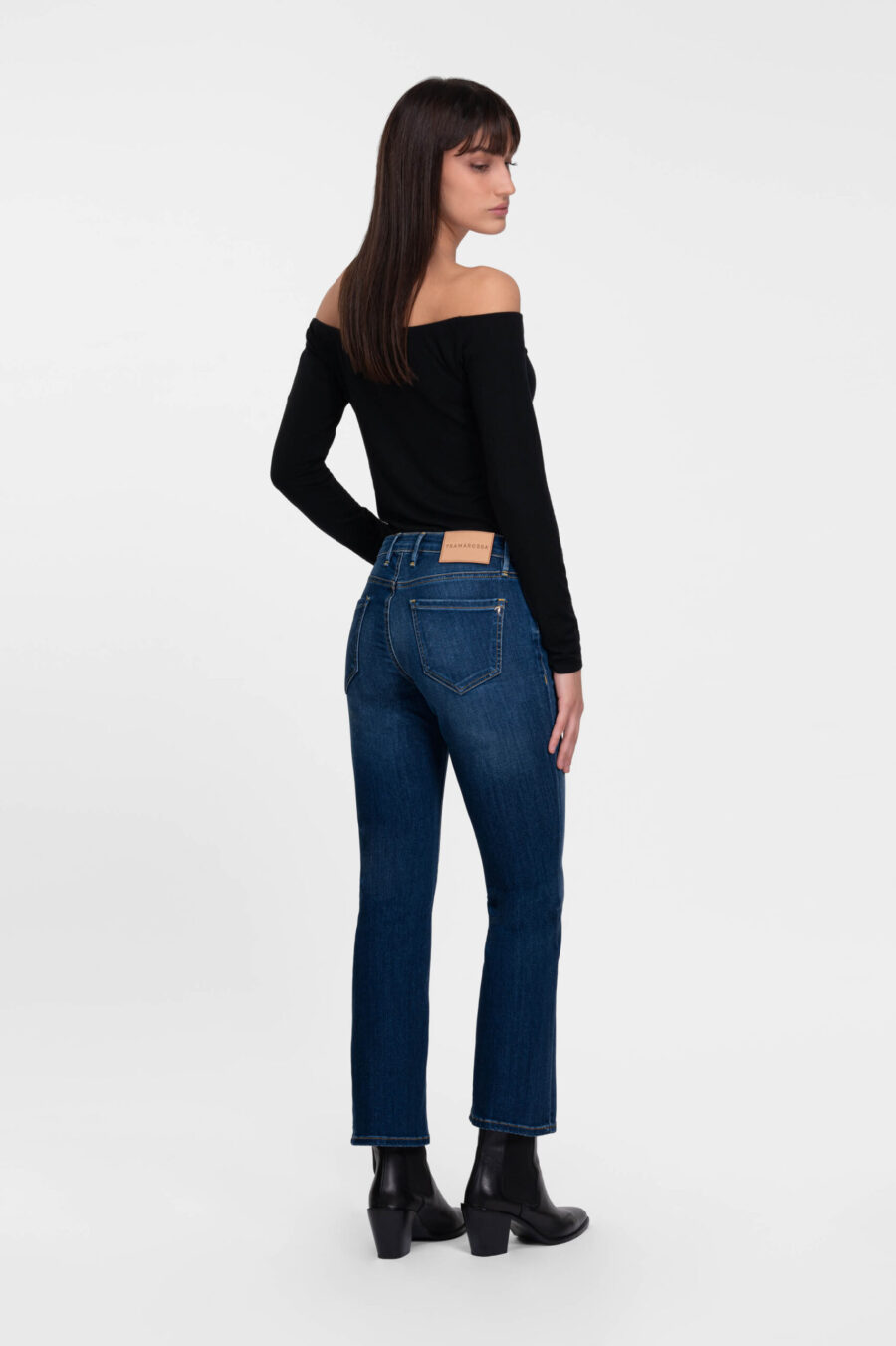 BIANCA FLARE CUT JEANS IN MEDIUM BLUE STRETCH DENIM - Image 3