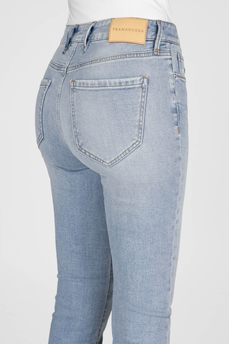 JEANS BIANCA SLIM SKINNY IN DENIM STRETCH BLU CHIARO - immagine 4