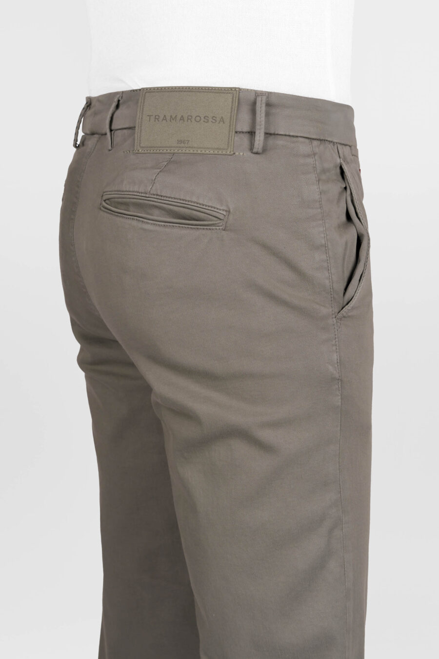 PANTALONE LUIS SLIM IN GABARDINA DI COTONE STRETCH VERDE - immagine 5