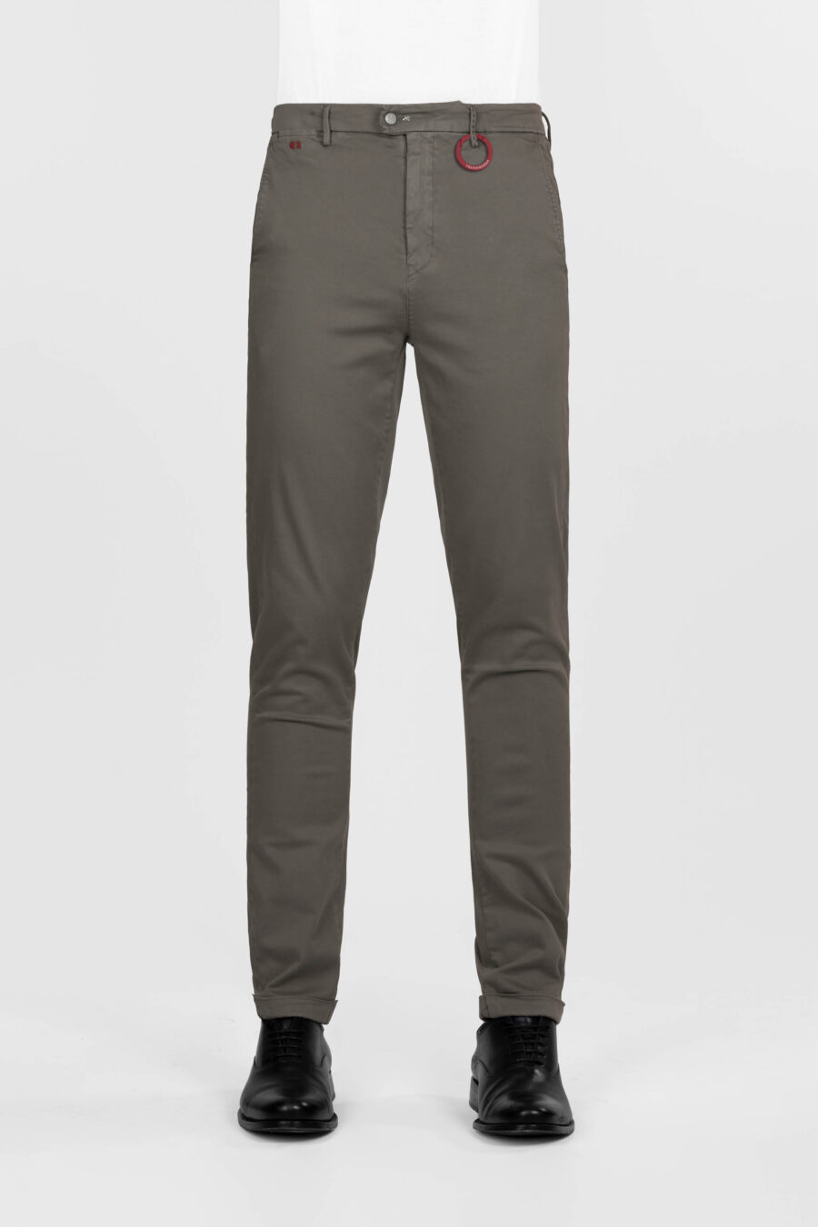 PANTALONE LUIS SLIM IN GABARDINA DI COTONE STRETCH MARRONE - immagine 2