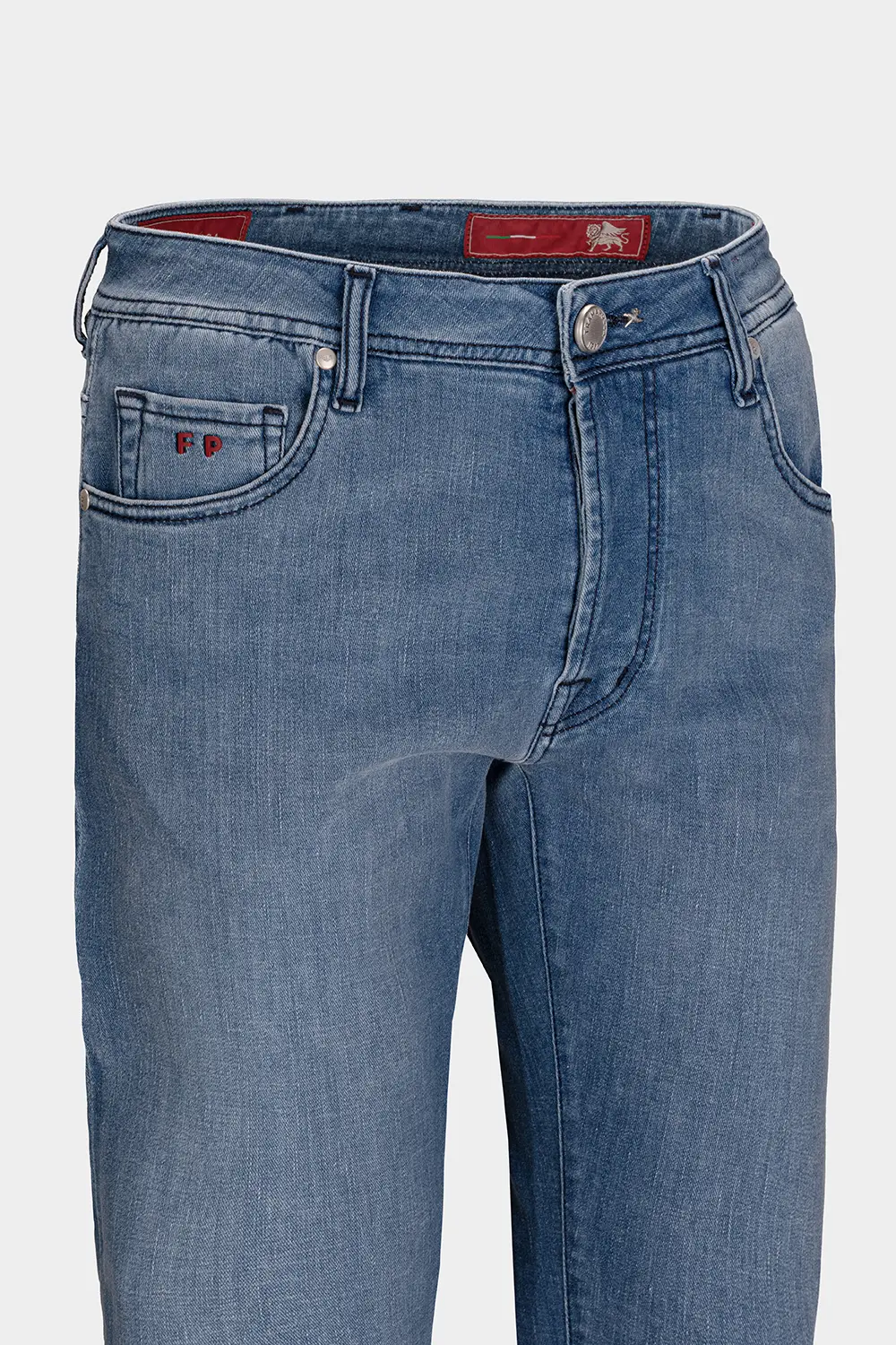 JEANS 5 TASCHE BRANDO CARROT IN DENIM RELAX BLU CHIARO - FILO BLU - immagine 3